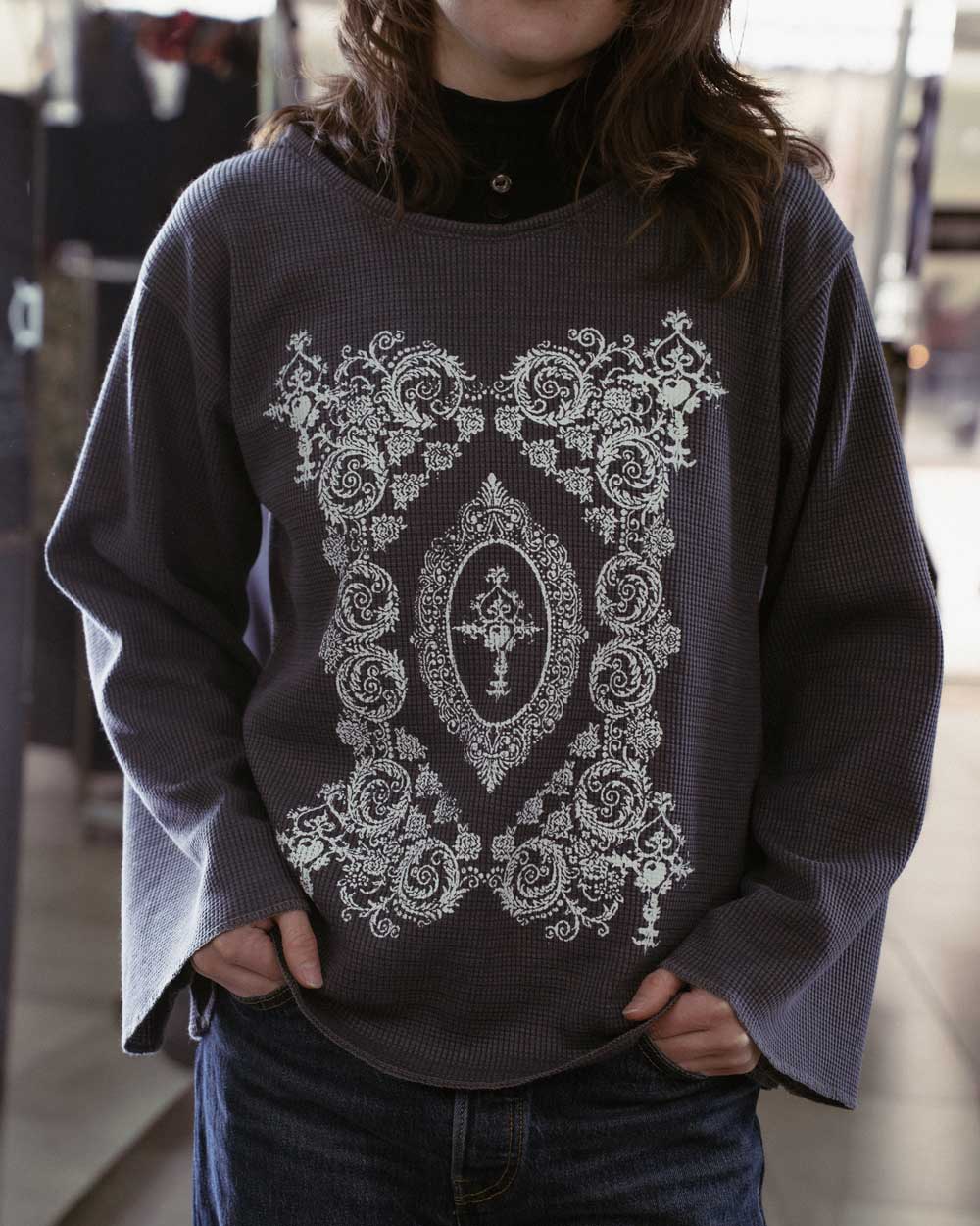 Back to Cute Gris - Polera - Imagen 2